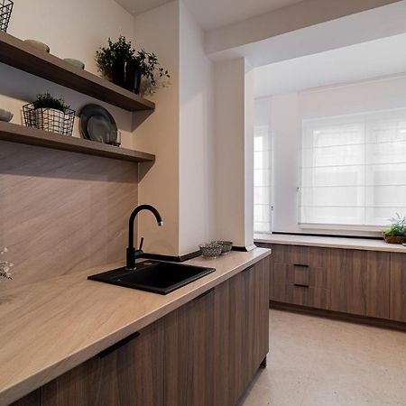 Loggia & Luxe 5Br Penthouse In Universitatii Area 부쿠레슈티 외부 사진